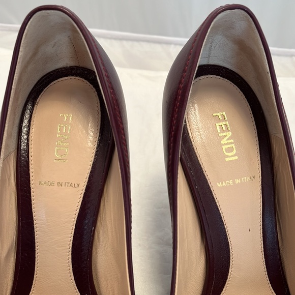 Fendi leather open toe pumps - Picture 7 of 10
